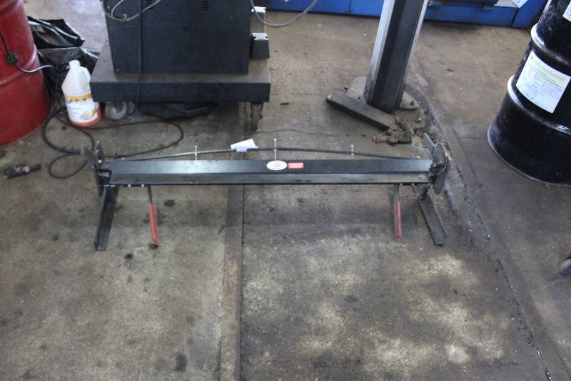 lot 154 image: Malco MB48A Mini Brake