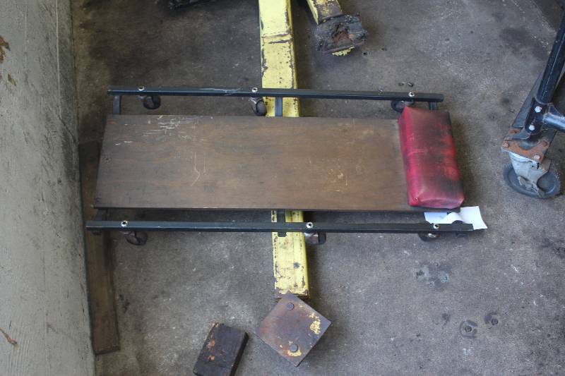 lot 140 image: Automotive Floor Creeper