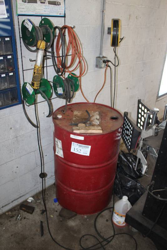 lot 152 image: Lot of Hose Reels, Barrel