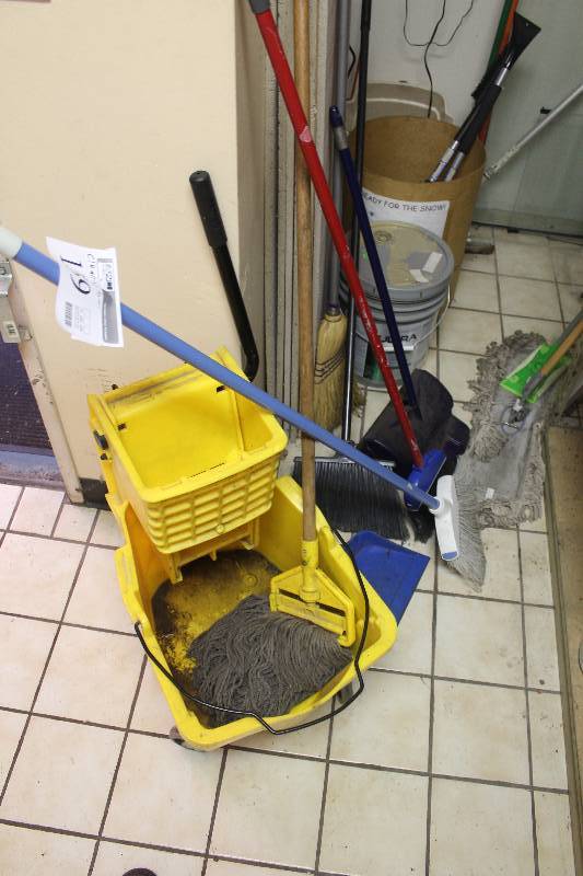 lot 159 image: Lot of Cleaning Supplies Including Mop, Bucket, Squeezer, Brooms, Dustpan