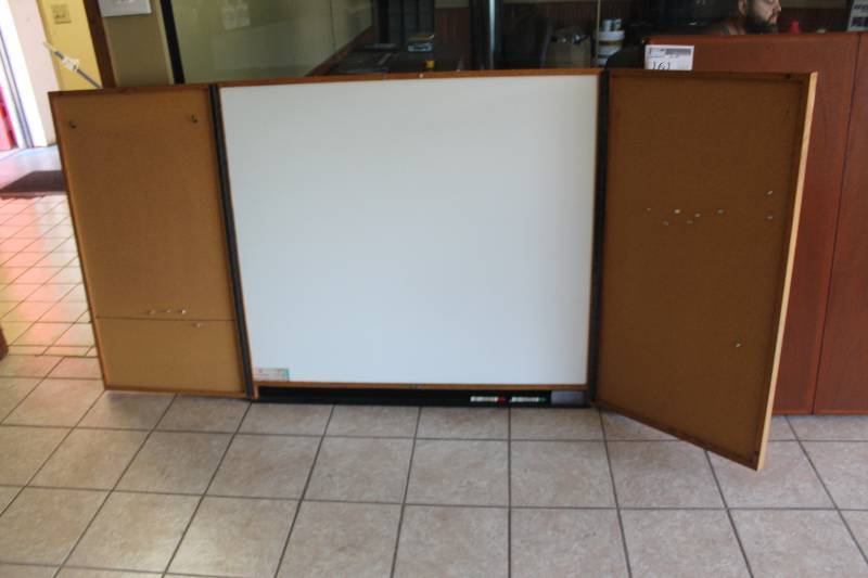 lot 160 image: Conference White Board w Cabinet