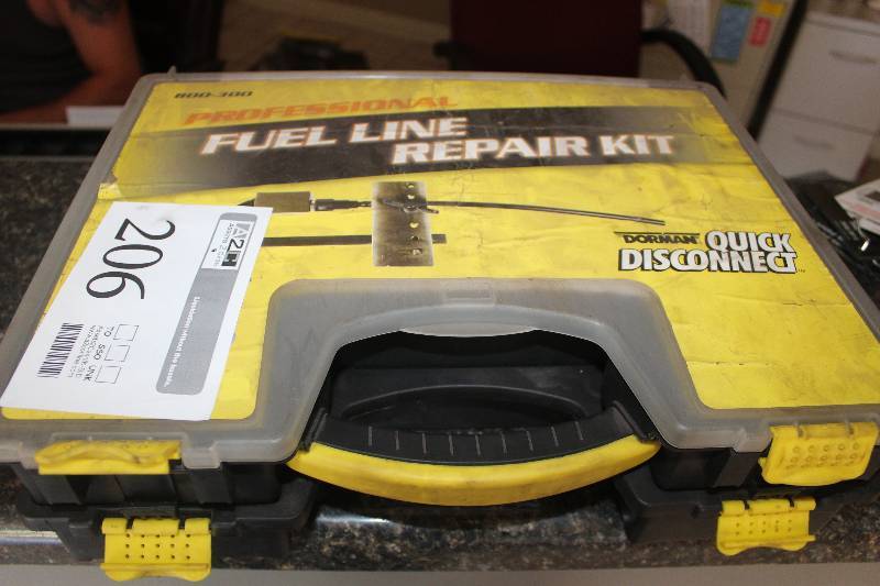 lot 206 image: Dorman Quick Disconnect Professional Fuel Line Repair Kit