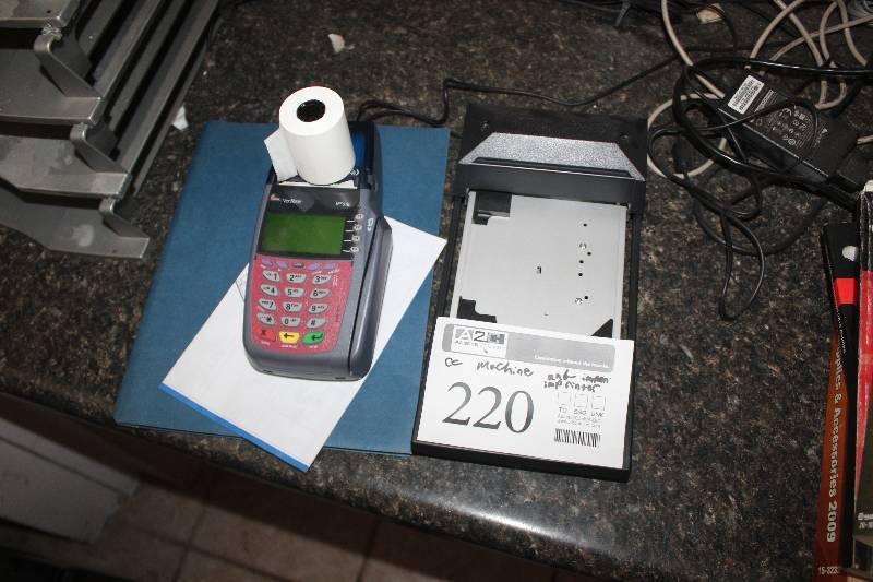 lot 220 image: VeriPhone VX510 Credit Card Machine & Imprinter