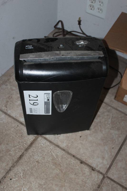 lot 219 image: Ativa L060 6-Sheet Shredder