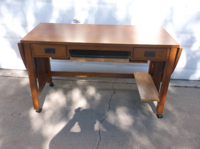 Computer Desk