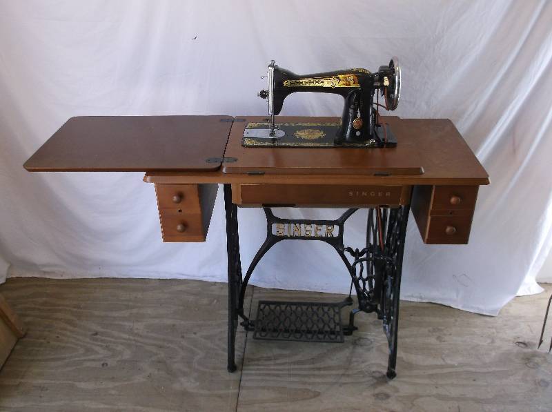 Singer Sewing Machine