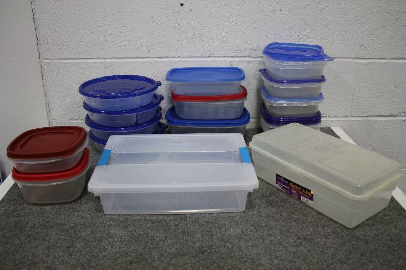 Tupperware Lot