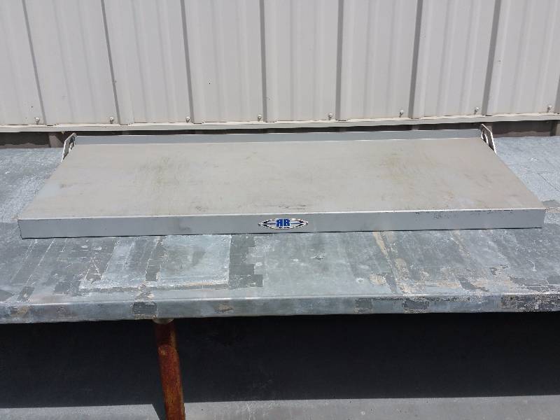RB Component Sleek Station� Aluminum Workstation  Shelving