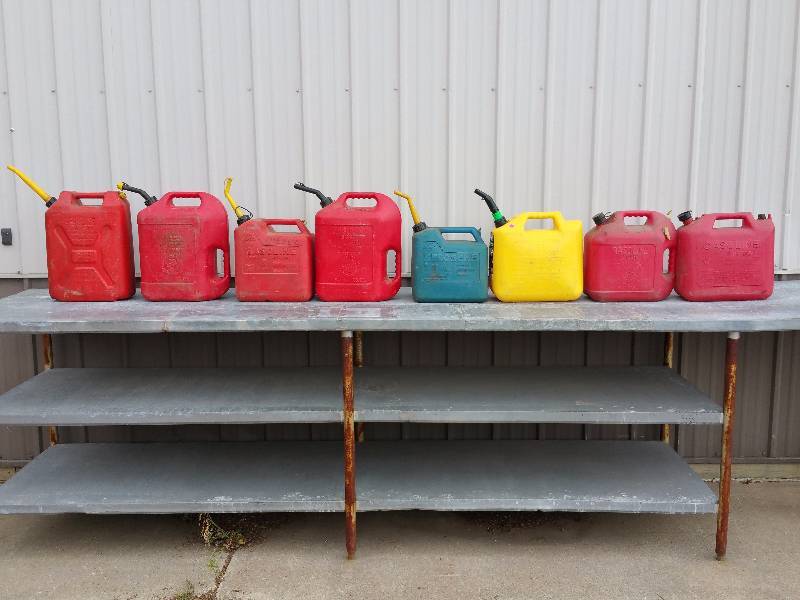(8) Plastic Fuel Cans