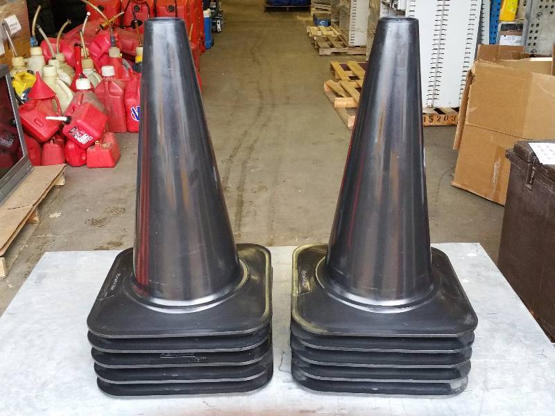 Cortina 03-500-30 Polyethylene Sport Cone 18 New x10