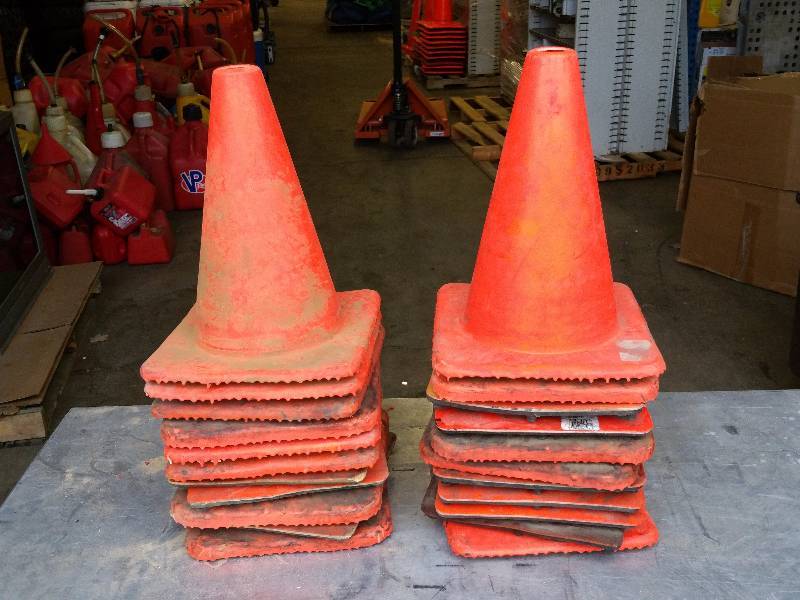 12 Orange Rubber Saftey Cone x22