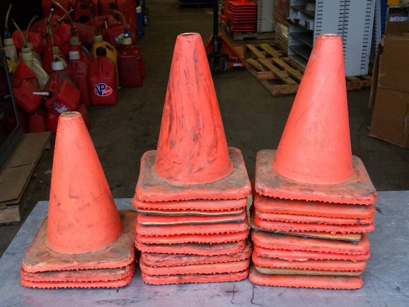 12 Orange Rubber Saftey Cone x23