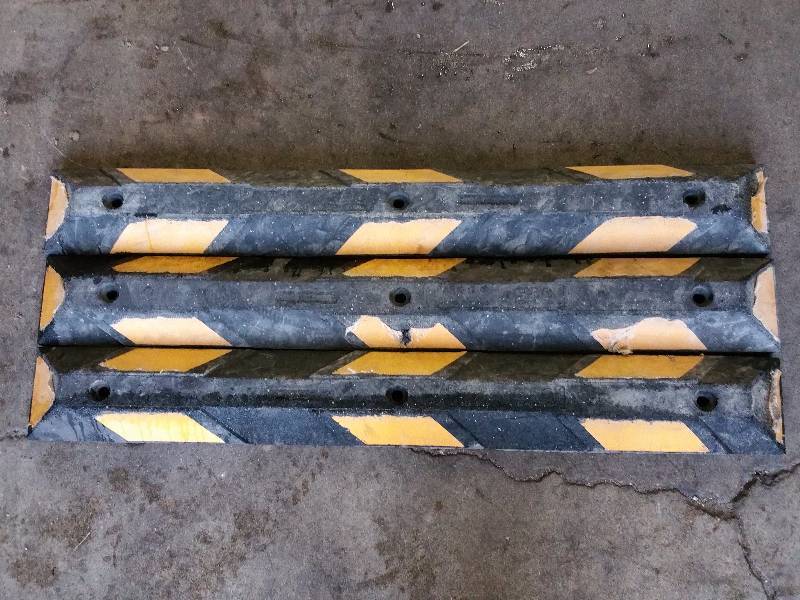 48 Rubber Block Tire Guide  Parking Curb x3