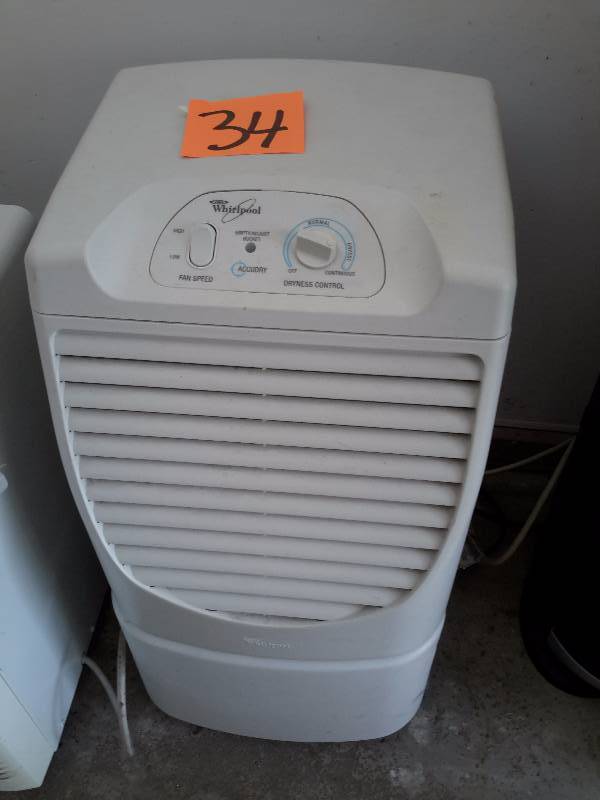Whirlpool Dehumidifier.. 40 pts.. Tested and turns on.