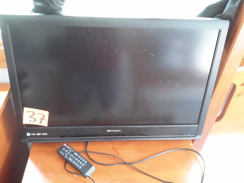 EMERSON, 32 or 36in Flat Screen HDMI, TV.. Untested, but owner says it works fine.   Remote included.