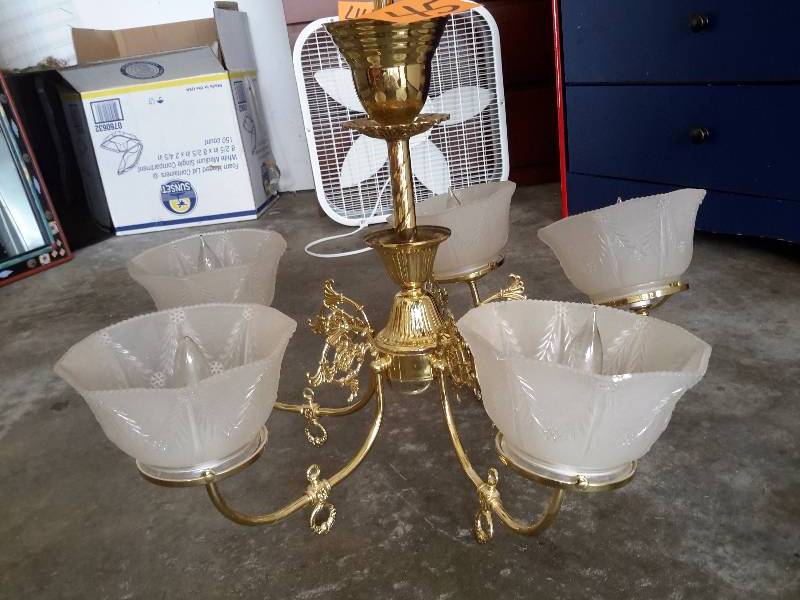 Nice Gold Chrome Chandelier.. 29 in Wide and 41 in h.