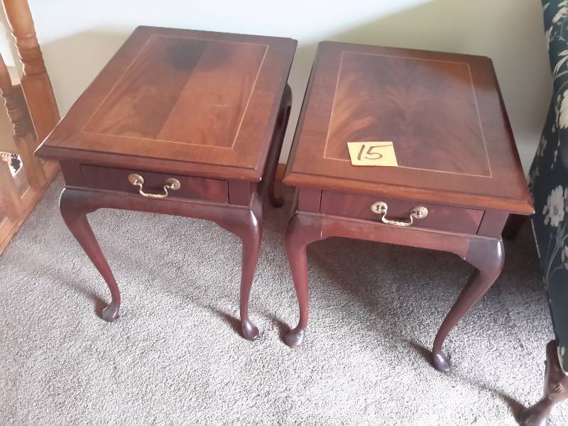 2, Walnut Hickory Chair Company End tables.  18 in x 25in x 23in. Very nice shape.  Queen Anne Style legs