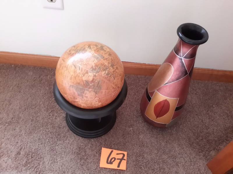 Small dEcorative Globe and Vase.. (16in tall) See closeups
