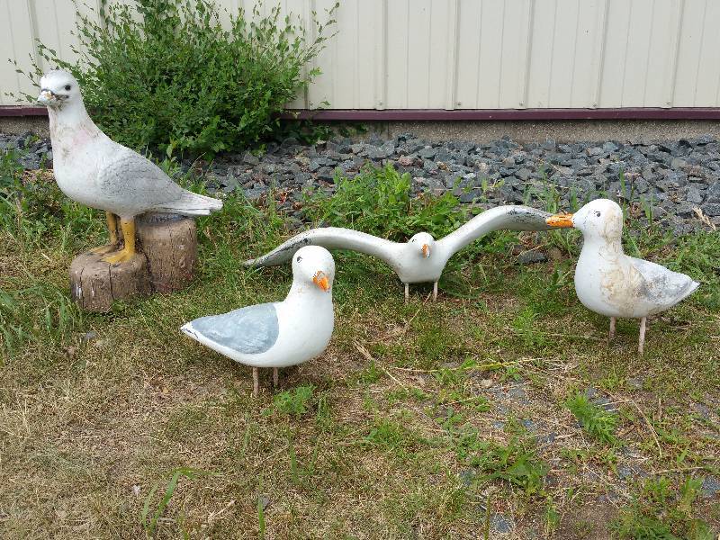 lot 16 image: Concrete Seagull Lawn Dcor