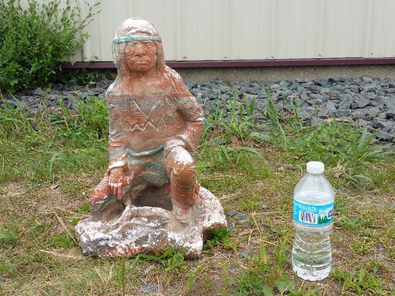 lot 20 image: Concrete Native American Lawn Dcor