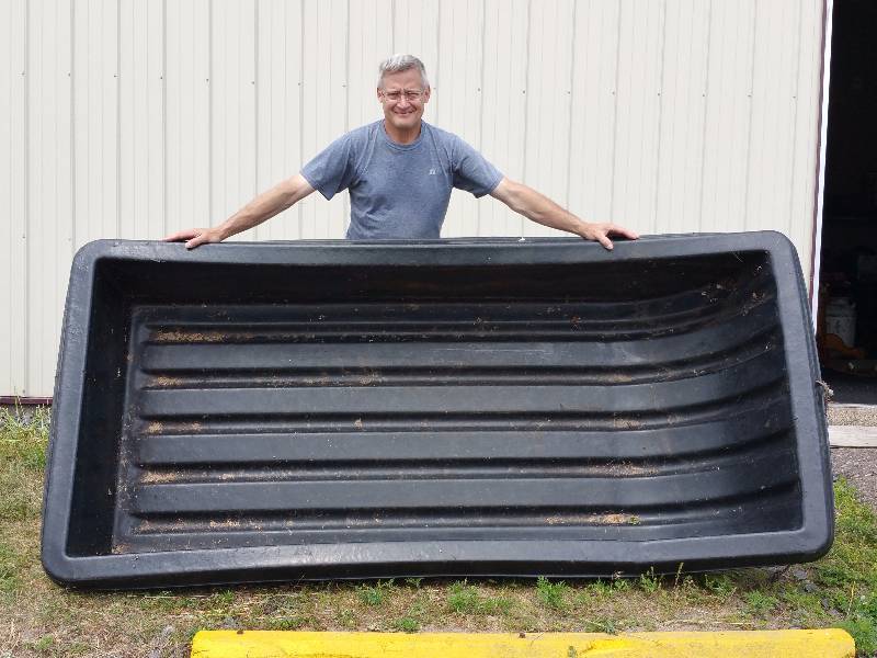 lot 29 image: Large Otter II Sled