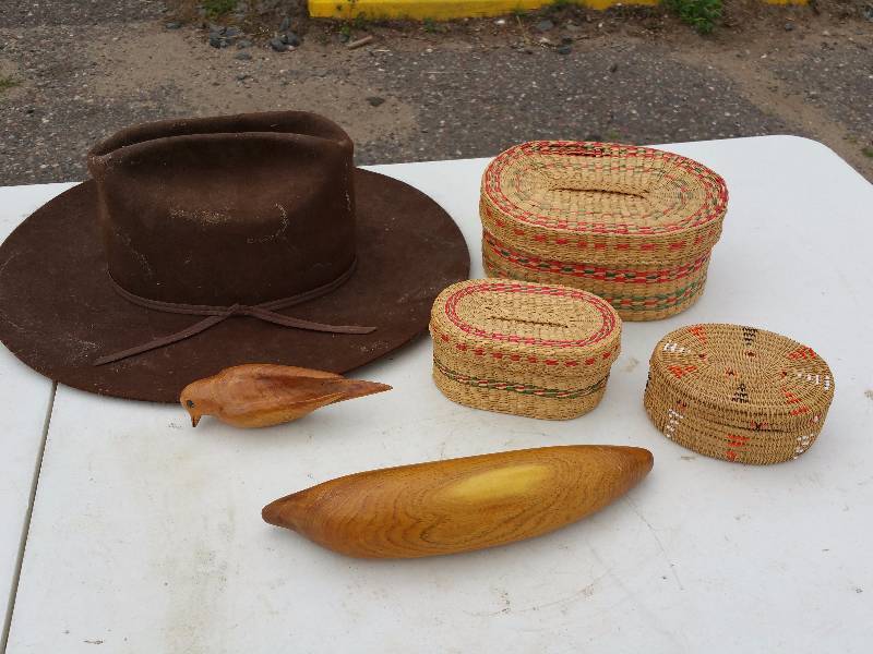 lot 65 image: Hand Carved Wood, Hand Made Baskets, Resistol Hat