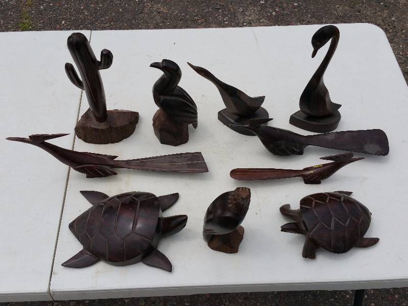 lot 66 image: Group of (10) Carved Ironwood Pieces