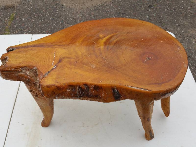 lot 67 image: Hand Made Foot Stool  Small Stool