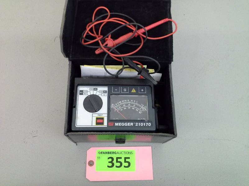 lot 355 image: Megger 210170 Insulation & Continuity Tester