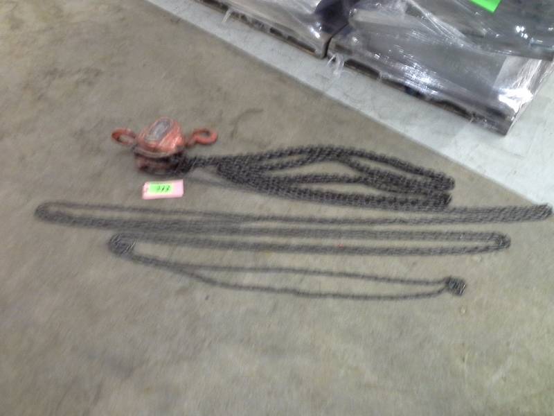 lot 372 image: Jet 2Ton Hoist About 18