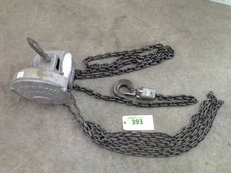 lot 393 image: Coffing 12 1 12 Ton Hoist