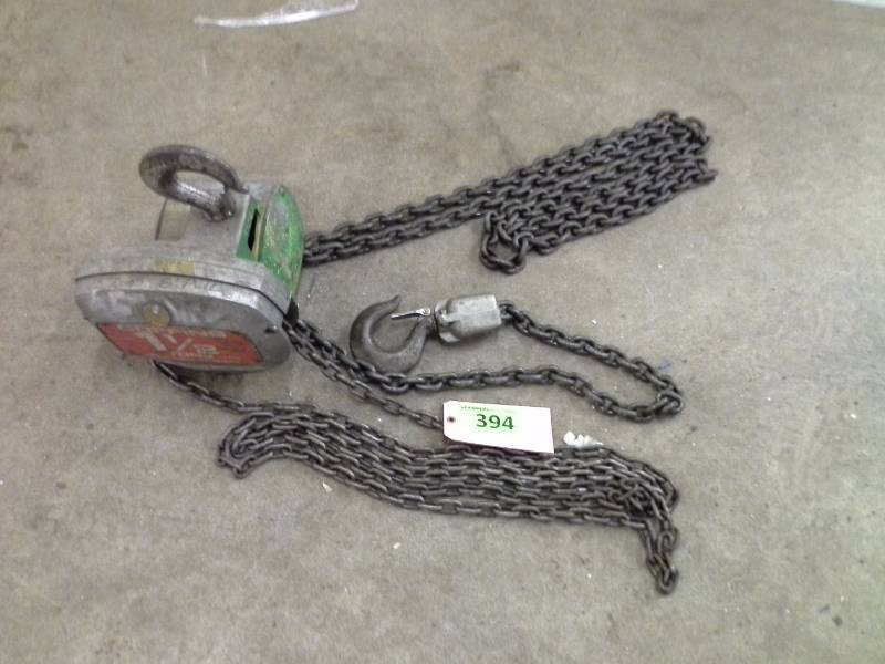 lot 394 image: Coffing 15 1 12 Ton Hoist