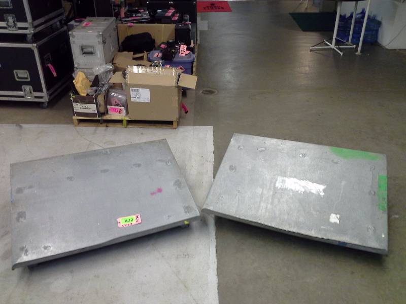 lot 422 image: (2) Blueprinting Tables 50x38