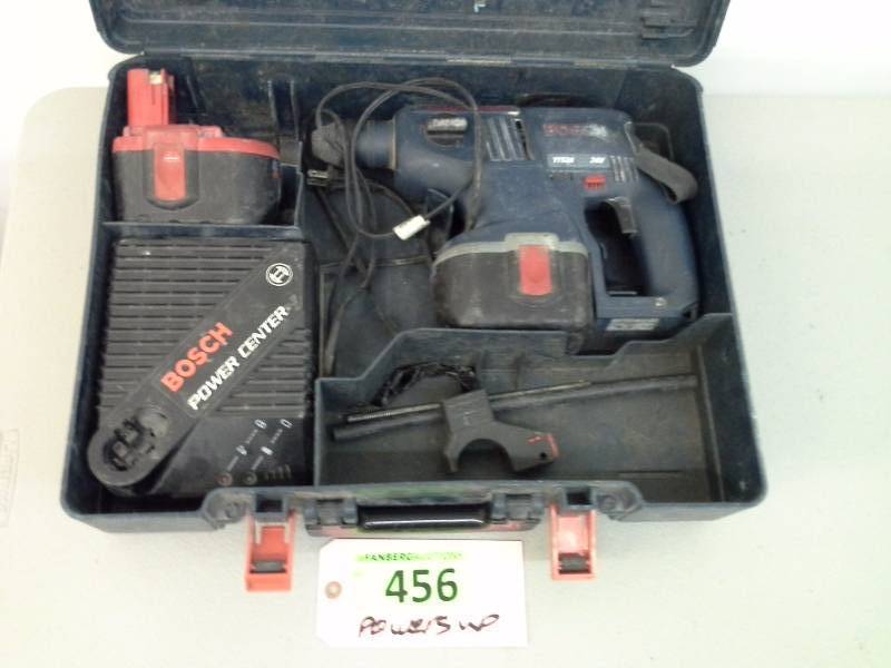 lot 456 image: Bosch 11524 Cordless Rotary Hammer Drill
