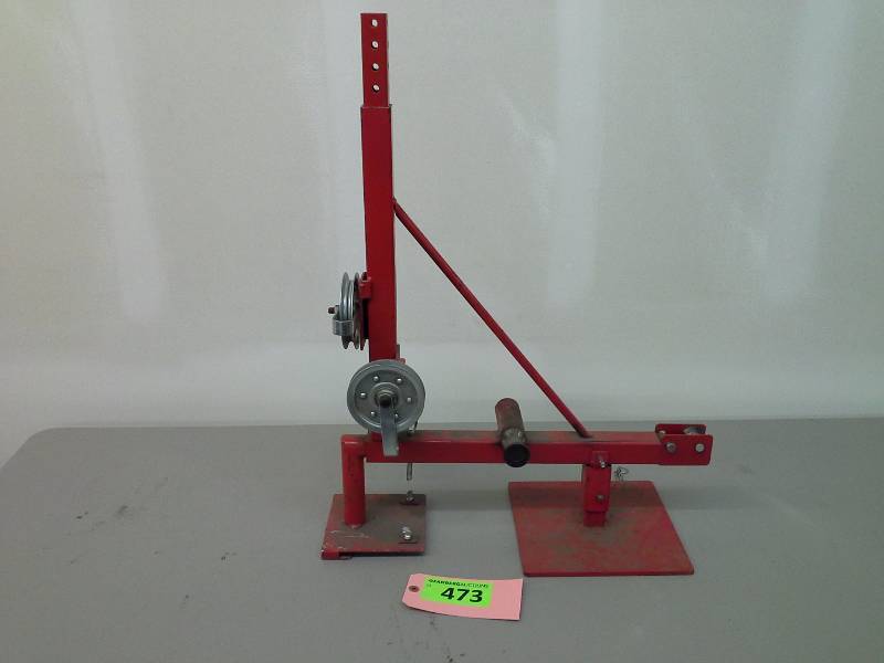 lot 473 image: Pulley System