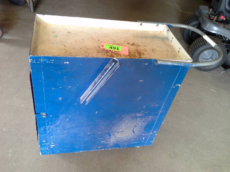 lot 491 image: Cart 41x18x37