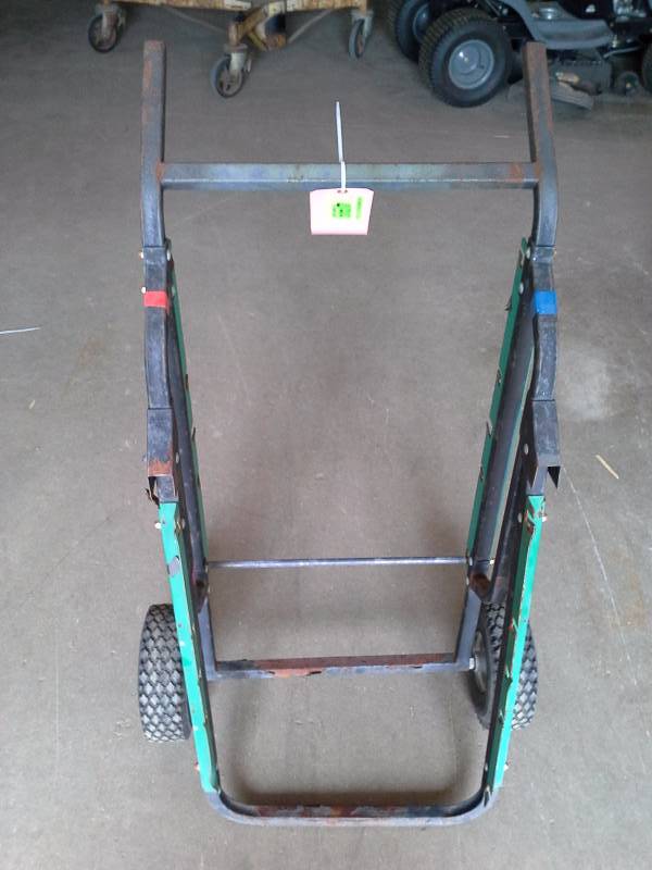lot 499 image: Greenlee 9510 Wire Cart