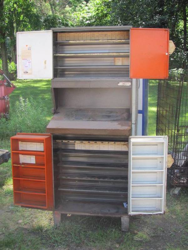 lot 17 image: NAPA Work Station Steel Cabinet