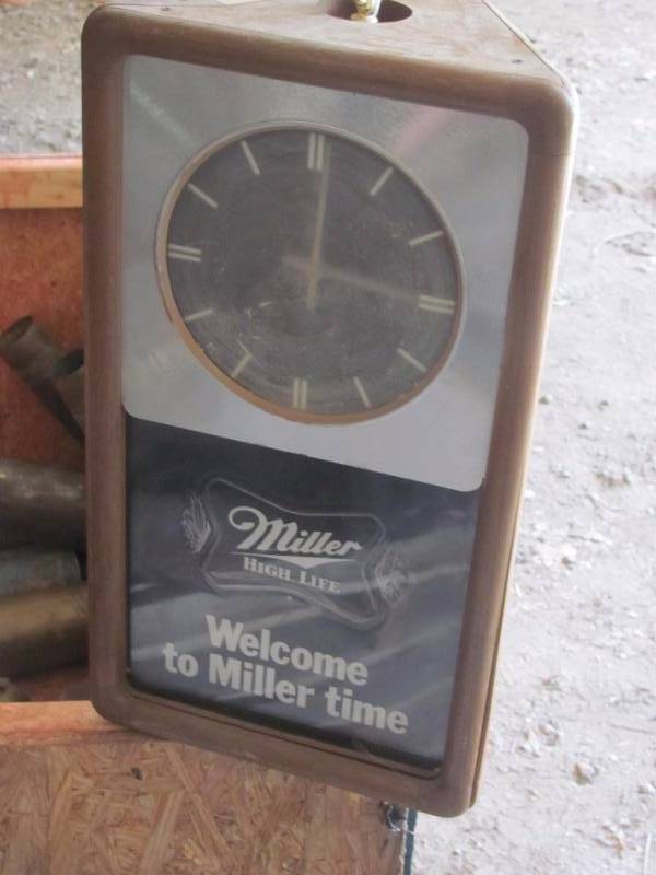 lot 26 image: Miller High Life 3 Sided Hanging Light & Clock
