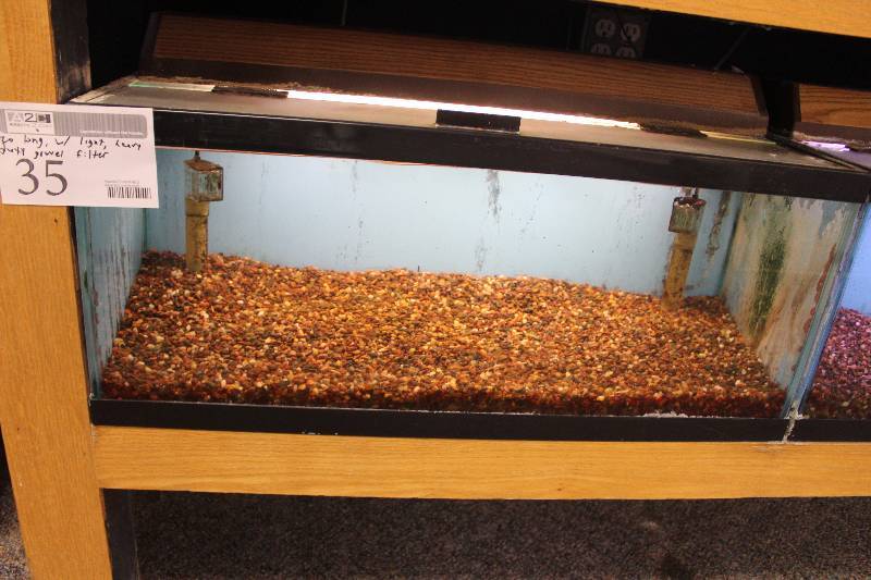 lot 35 image: 20-Gallon Long Aquarium w Glass top, 30 Light, Under-gravel Filter, and Gravel