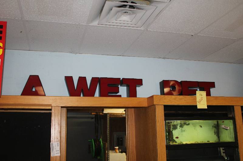 lot 11 image: A Wet Pet Indoor Non-Neon Signage
