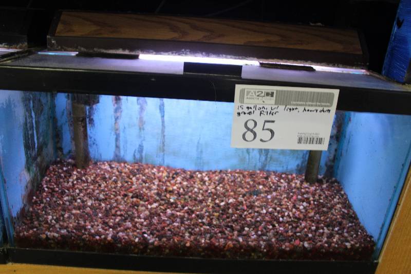 lot 85 image: 15-Gallon Aquarium w Glass top, Light, Under-gravel Filter, and Gravel