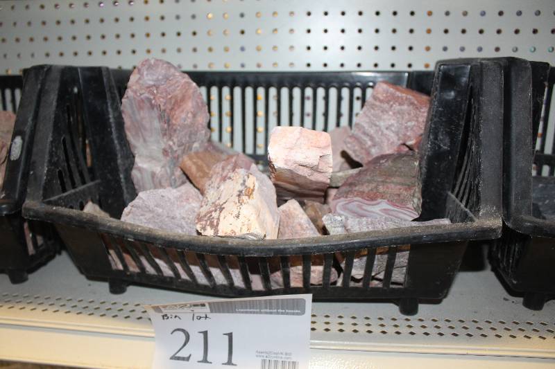 lot 211 image: Bin Lot of Large Zebra Aquarium Rocks