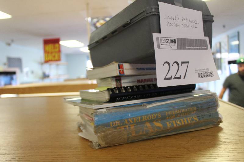 lot 227 image: Lot of Professional Liquid Test Kit & Books Including Dr. Axelrods Freshwater Aquarium Fishery Atlas, Marine Fishes, Marine Invertebrates