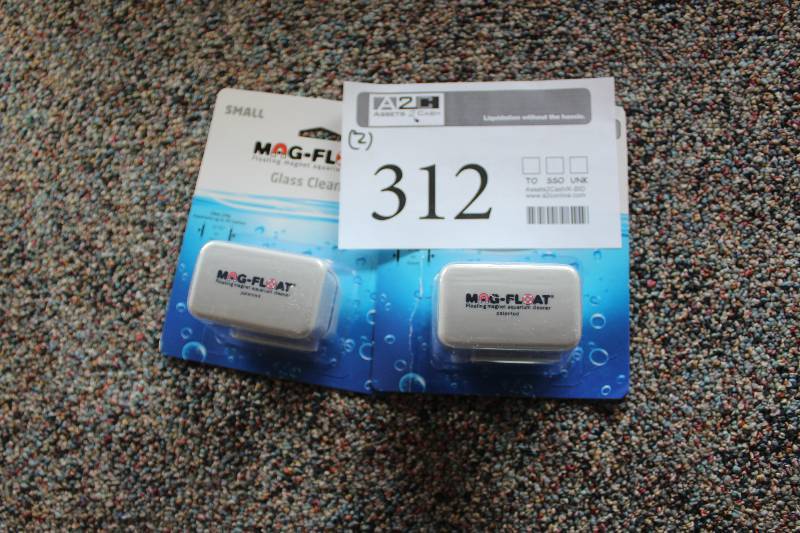 lot 312 image: Lot of (2) Mag Float Glass Aquarium Cleaner
