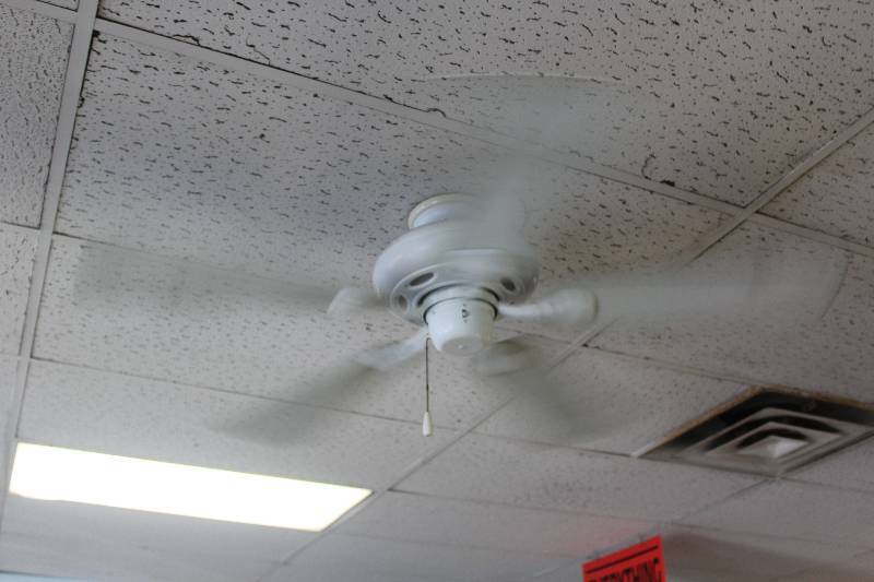 lot 306 image: Hampton Bay 52 Ceiling Fan