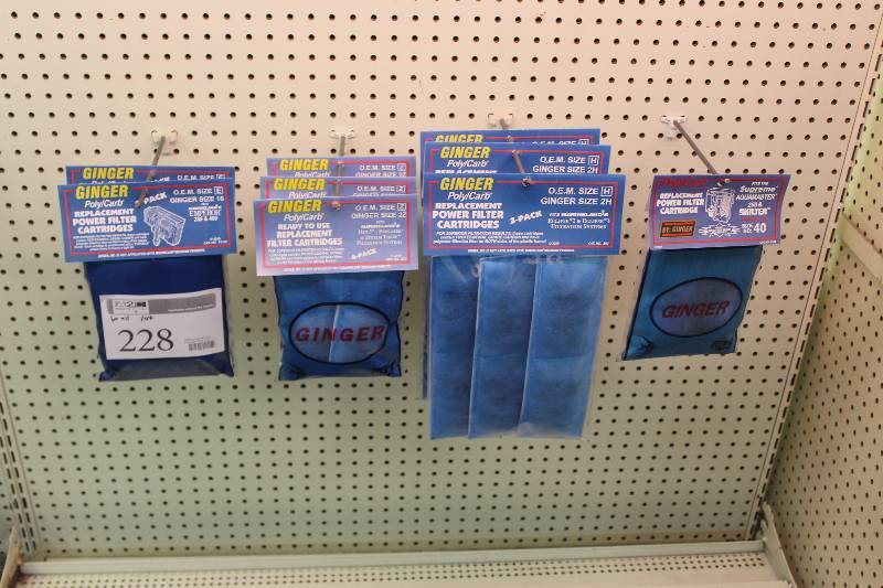 lot 228 image: Wall Lot of Ginger Replacement Power Filter Cartridges