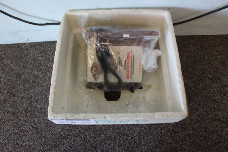 lot 328 image: Whisper Diatomagic Aquarium Maintenance Filter