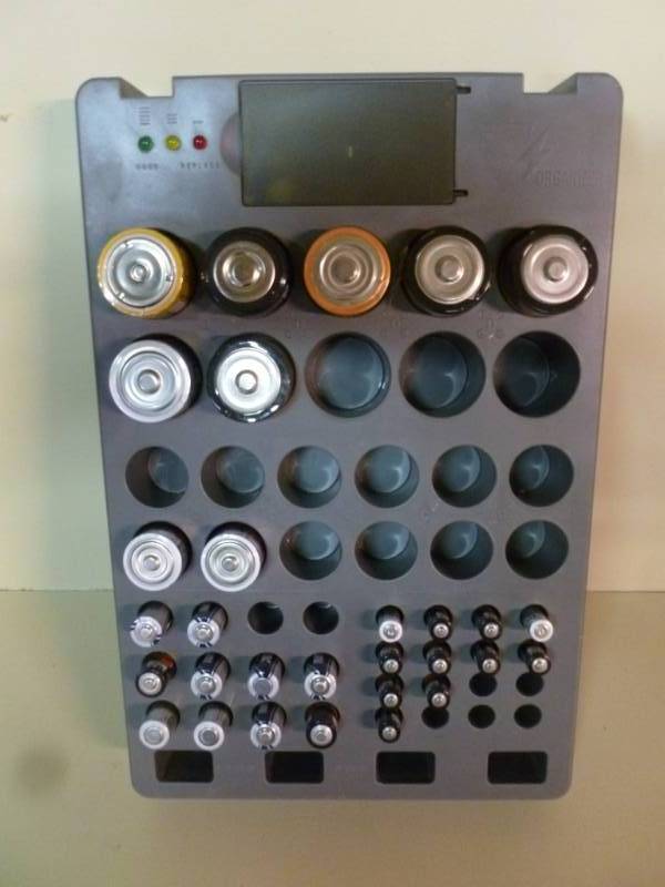 lot 23 image: Battery Tester  Organizer