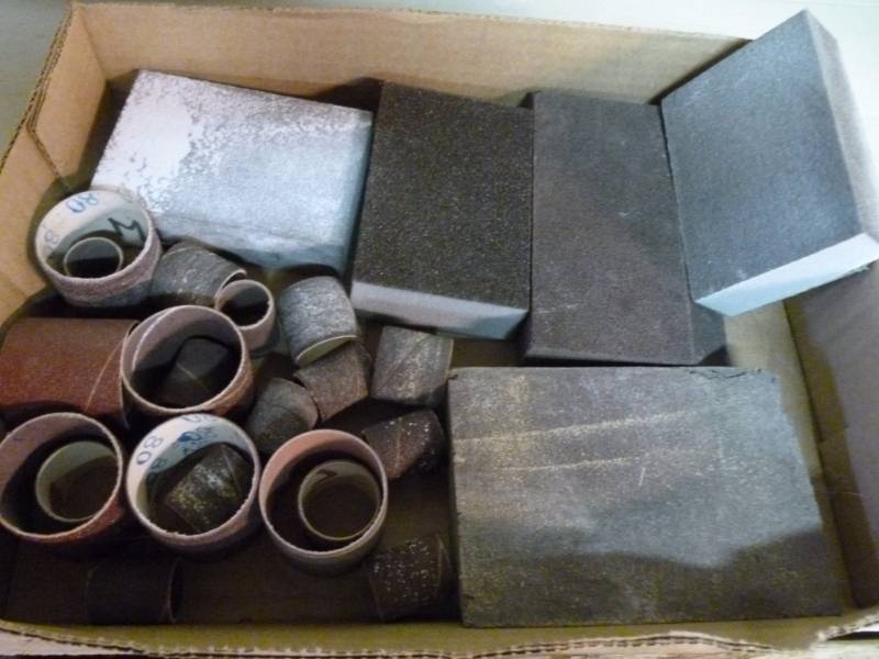 lot 111 image: Sanding Blocks